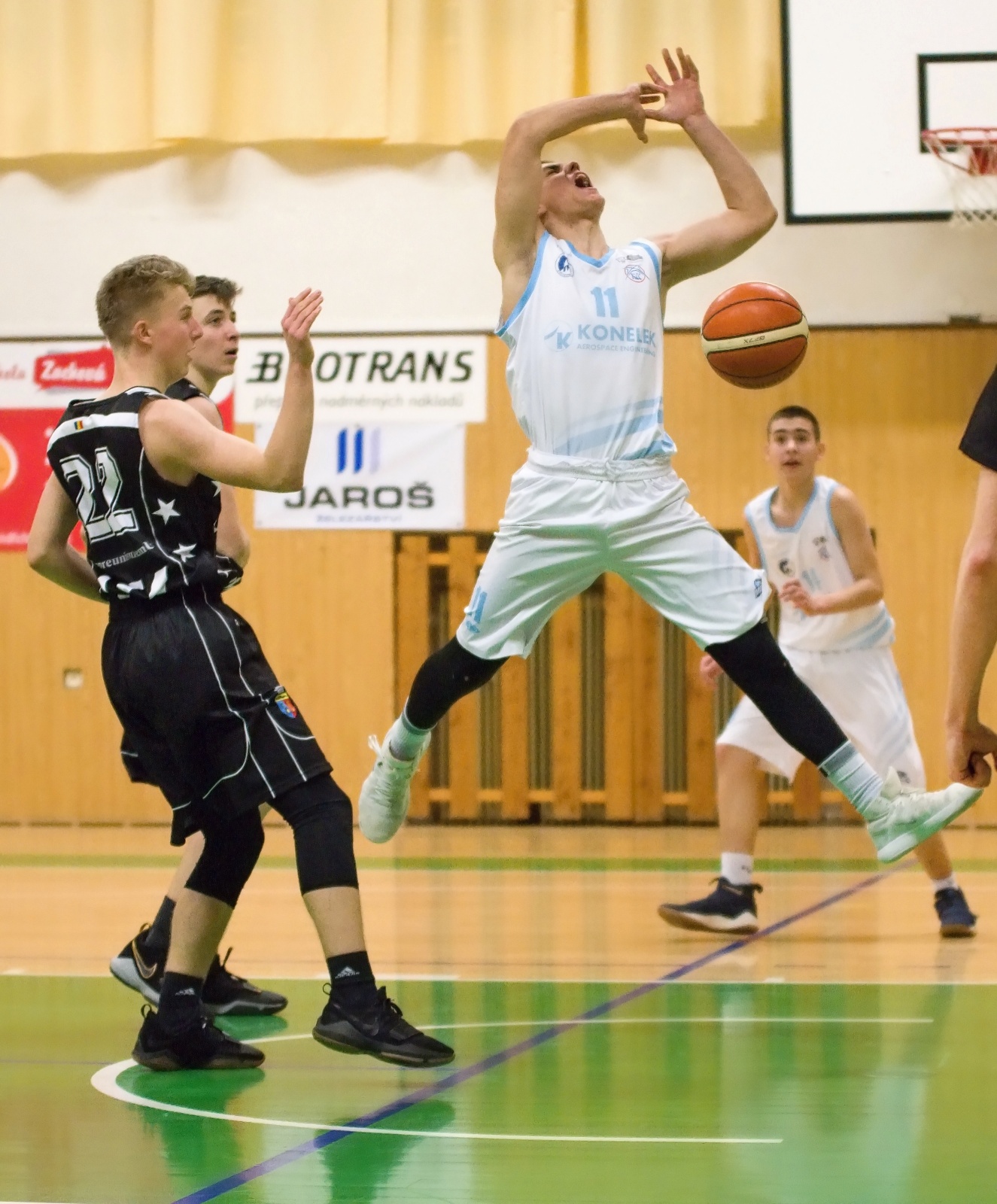 KK Mladost Zemun x C.S. U-BT Cluj Napoca