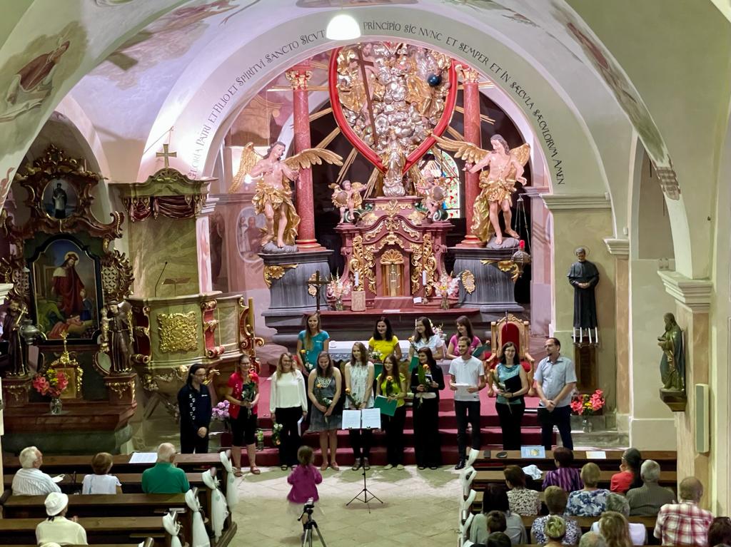 65C3EF76 B478 4BEC 886C 4042E0F968CD